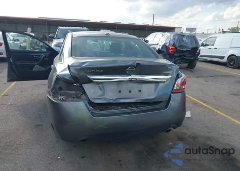 2015 Nissan Altima 2.5/2.5 S/2.5 Sl/2.5 Sv z USA, uszkodzony, nr VIN 1N4AL3AP7FN880379